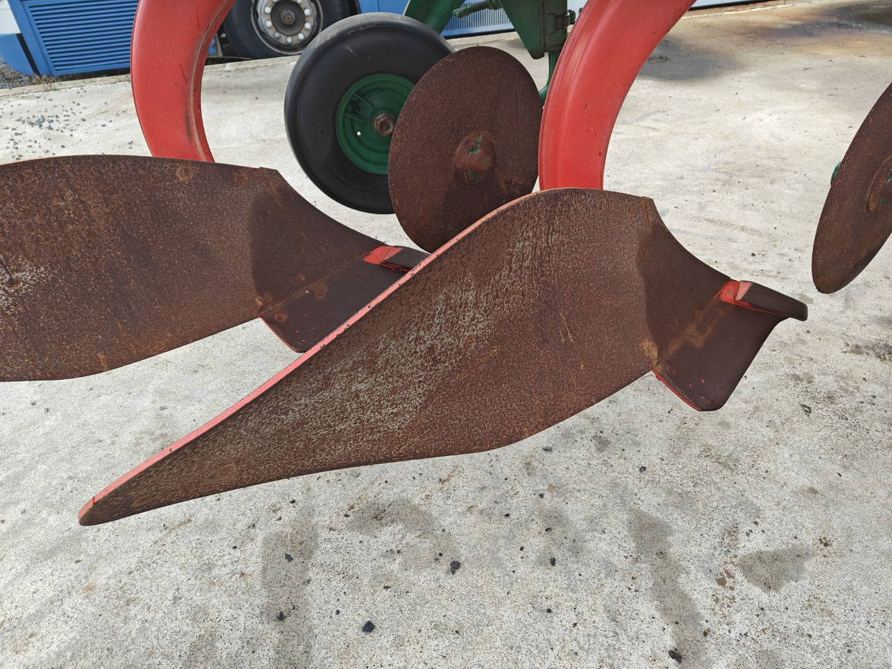 KVERNELAND E 160-8 - 3-siipinen paluuaura 租赁 KVERNELAND E 160-8 - 3-siipinen paluuaura：图7