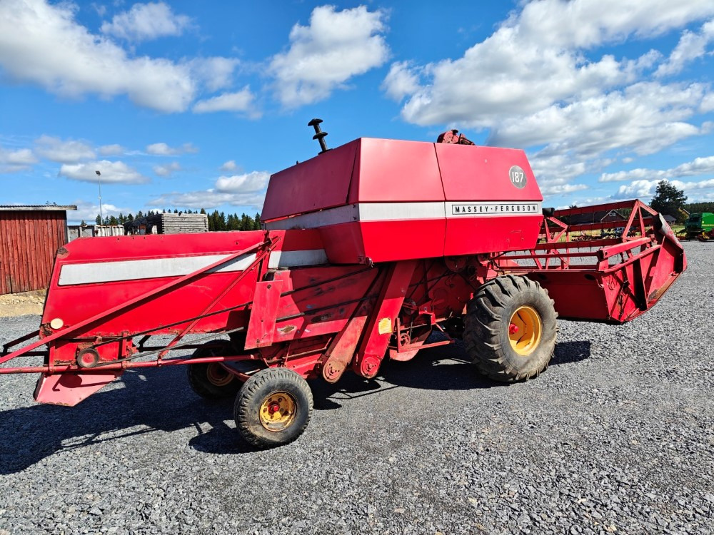 Massey Ferguson 187 Katso video! - 联合收割机:图4 Massey Ferguson 187 Katso video! - 联合收割机:图4