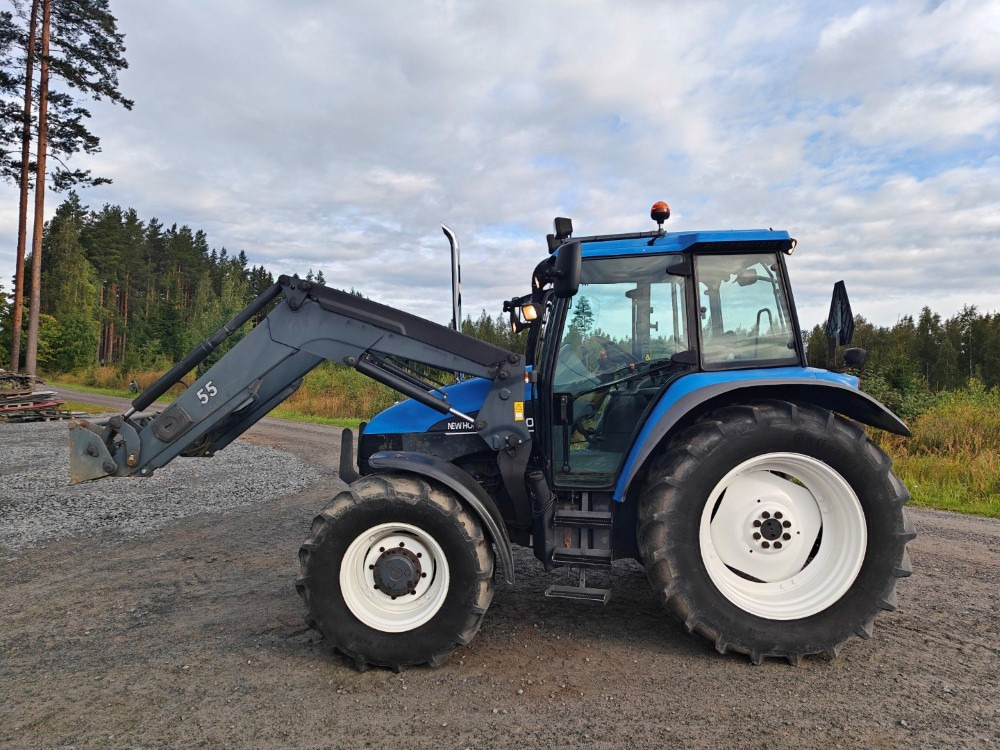 New Holland TS100, ES vaihteisto, ilmastointi, etukuormaaja Ålö Q55, katso video! - 拖拉机:图2 New Holland TS100, ES vaihteisto, ilmastointi, etukuormaaja Ålö Q55, katso video! - 拖拉机:图2