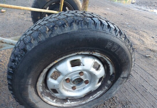 Paalirata - sivulle heittävä - 方形打包机:图5 Paalirata - sivulle heittävä - 方形打包机:图5