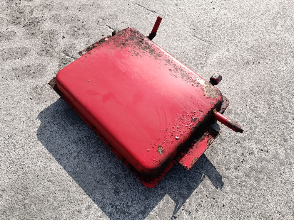 Sampo 410 hydrauliikkaöljysäiliö  - 液压油箱 适用于 联合收割机:图2 Sampo 410 hydrauliikkaöljysäiliö  - 液压油箱 适用于 联合收割机:图2