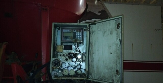 卡车, 饲料搅拌车 Scania 94 D 260 - REHUAUTO:图7 卡车, 饲料搅拌车 Scania 94 D 260 - REHUAUTO:图7