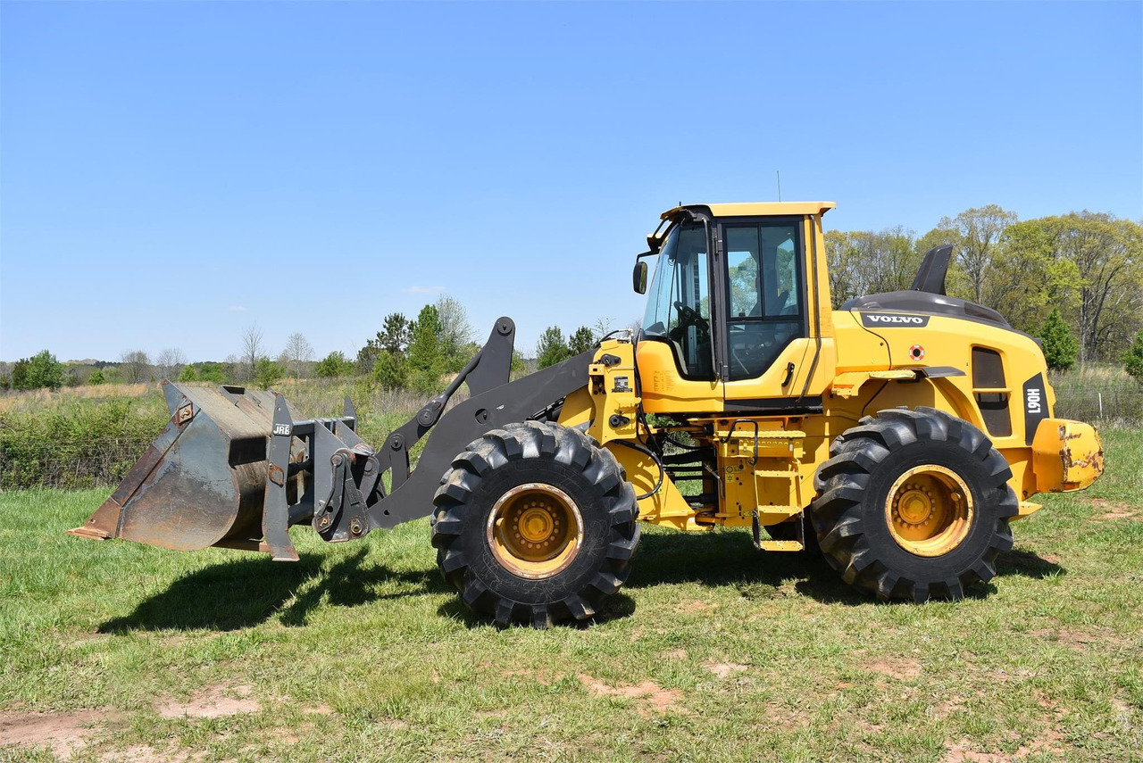 Volvo L90H - 轮式装载机:图2 Volvo L90H - 轮式装载机:图2
