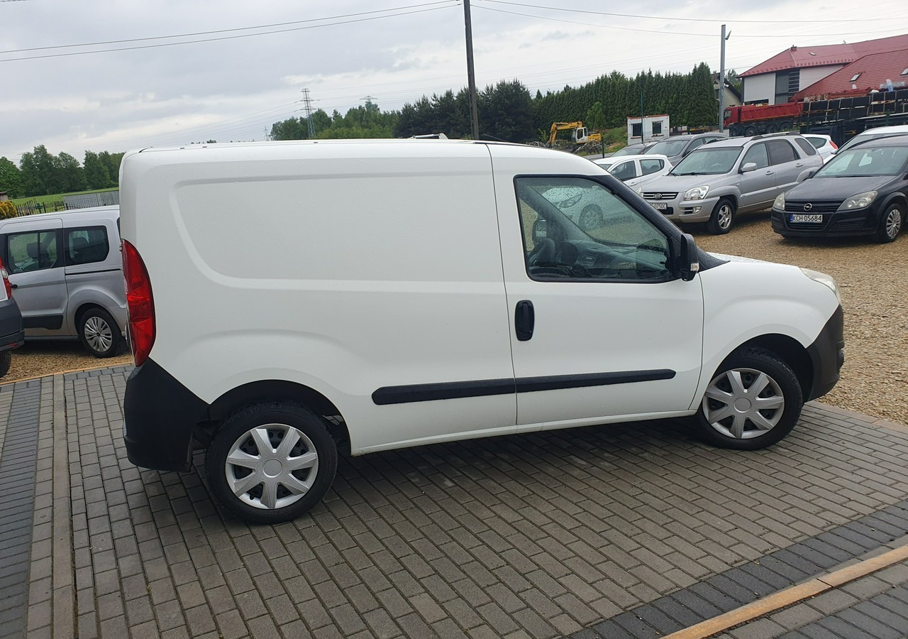 Fiat Doblo Opel Combo 1.4 Benzyna Polski Salon - 无侧窗厢式货车:图5 Fiat Doblo Opel Combo 1.4 Benzyna Polski Salon - 无侧窗厢式货车:图5