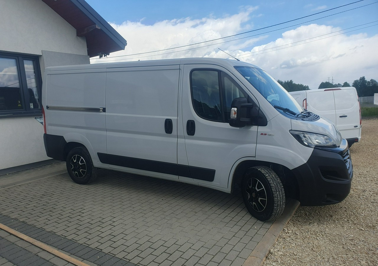 Fiat Ducato Krajowy * bardzo ładny* - 无侧窗厢式货车:图5 Fiat Ducato Krajowy * bardzo ładny* - 无侧窗厢式货车:图5