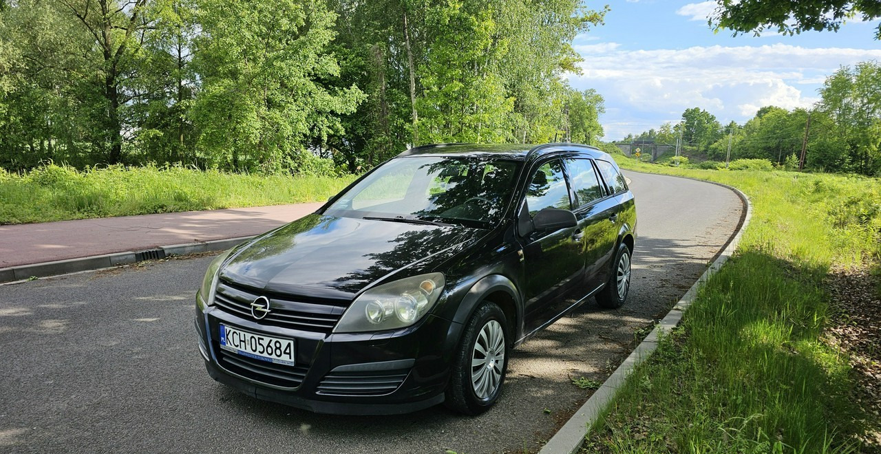 Opel Astra H sprawna * klima* - 汽车:图1 Opel Astra H sprawna * klima* - 汽车:图1