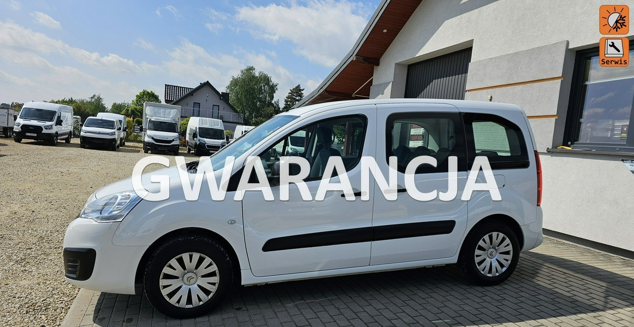 Peugeot Partner II 5 -osobowy - 汽车:图1 Peugeot Partner II 5 -osobowy - 汽车:图1