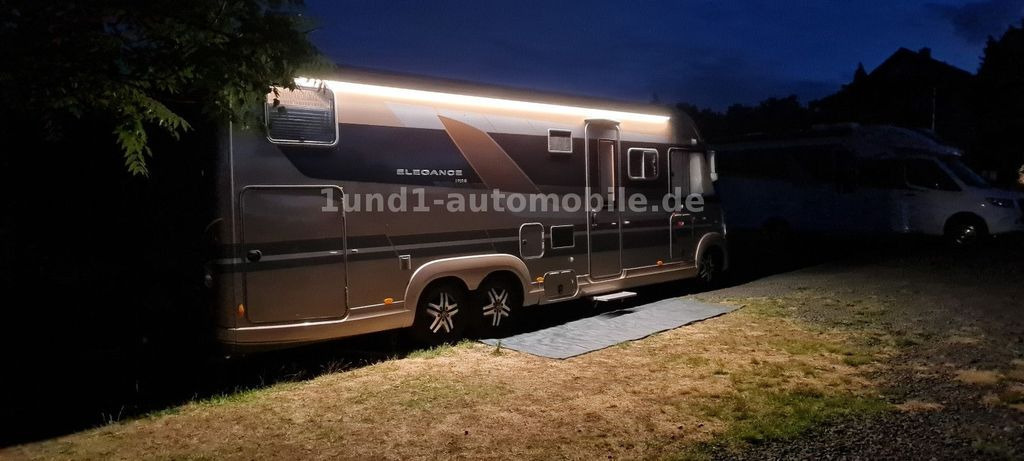 Bürstner Elegance I 910 G Solar/AHK/RFK/Alde/TwinSat/2xTV/Vollausstattung Elegance I 910 G Solar/AHK/RFK/Alde/TwinSat/2xTV/Vollausstattung - 集成房车:图5 Bürstner Elegance I 910 G Solar/AHK/RFK/Alde/TwinSat/2xTV/Vollausstattung Elegance I 910 G Solar/AHK/RFK/Alde/TwinSat/2xTV/Vollausstattung - 集成房车:图5