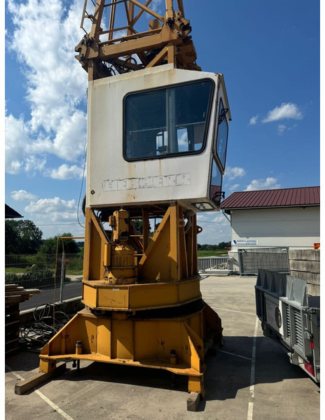 Liebherr 112EC-H - 塔式起重机:图1 Liebherr 112EC-H - 塔式起重机:图1