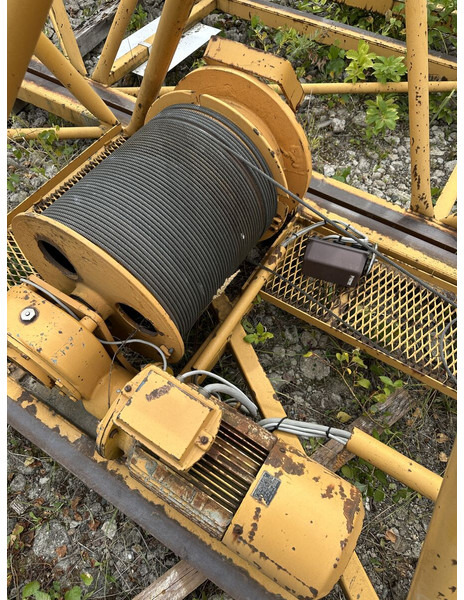 Liebherr 140EC-H10, 1993yom, 40jib, 23,5m huh - 塔式起重机:图5 Liebherr 140EC-H10, 1993yom, 40jib, 23,5m huh - 塔式起重机:图5