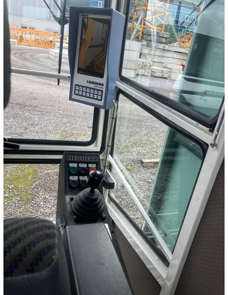 Liebherr 85EC-B 2012yom - 塔式起重机:图5 Liebherr 85EC-B 2012yom - 塔式起重机:图5