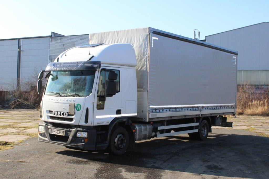 Iveco Eurocargo 120E25 - 侧帘卡车:图2 Iveco Eurocargo 120E25 - 侧帘卡车:图2