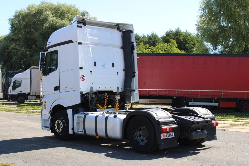 Mercedes-Benz ACTROS 1845 - 牵引车:图5 Mercedes-Benz ACTROS 1845 - 牵引车:图5