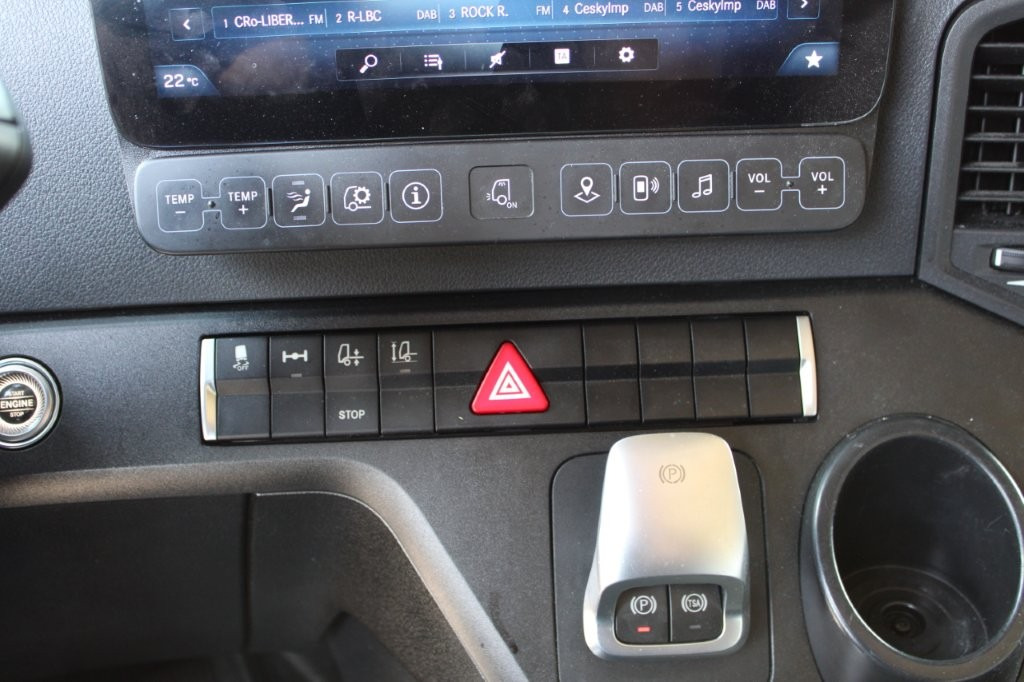 侧帘卡车, 侧帘拖车 Mercedes-Benz Actros 2542 NAVIGACE + PANAV TVK 18 M (8,20m x 2,4：图10