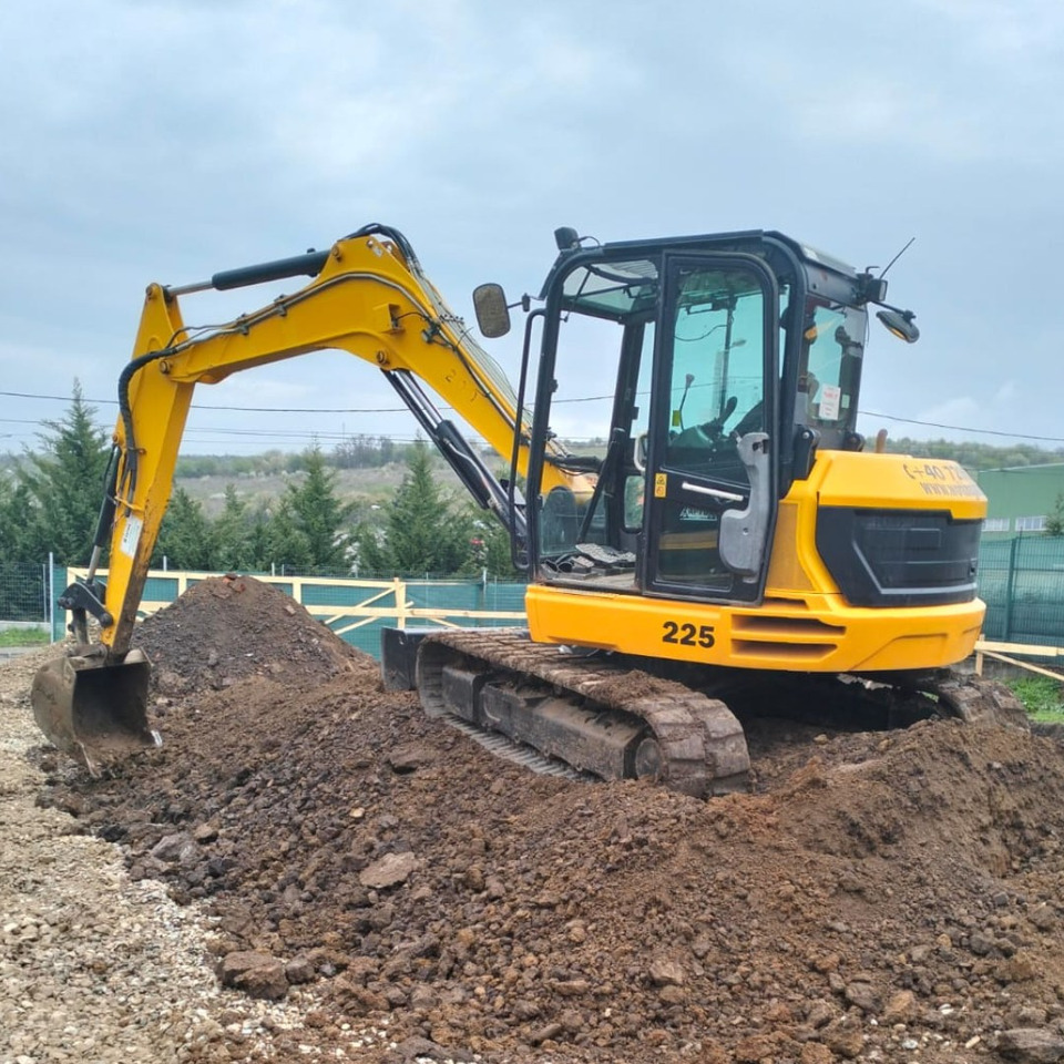 JCB 86C-1 - 小型挖掘机:图1 JCB 86C-1 - 小型挖掘机:图1