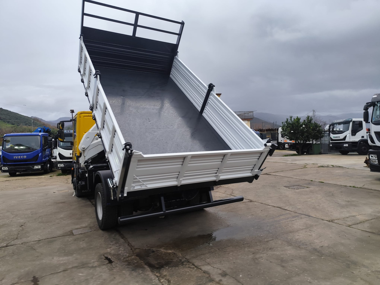 IVECO EUROCARGO 120E28P 租赁 IVECO EUROCARGO 120E28P：图6