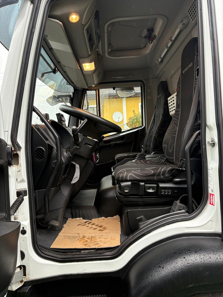 IVECO EUROCARGO 140-250 - 驾驶室底盘卡车:图2 IVECO EUROCARGO 140-250 - 驾驶室底盘卡车:图2