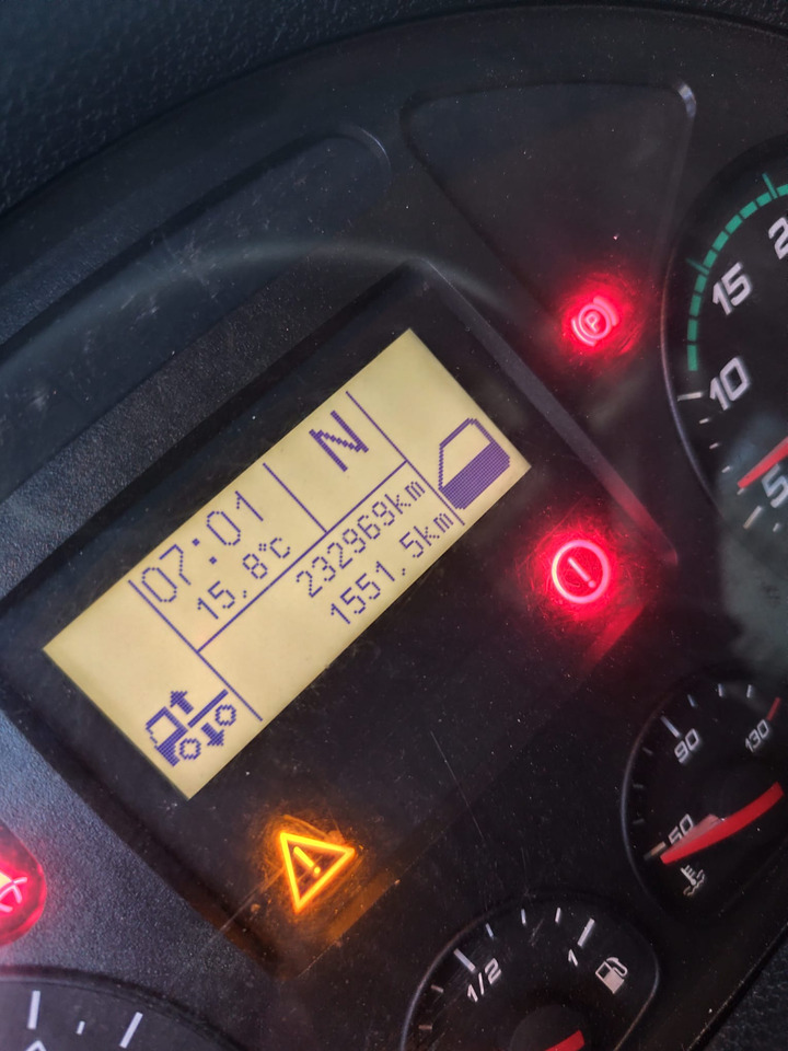 IVECO EUROCARGO 160-280 - 翻斗车, 起重车:图3 IVECO EUROCARGO 160-280 - 翻斗车, 起重车:图3