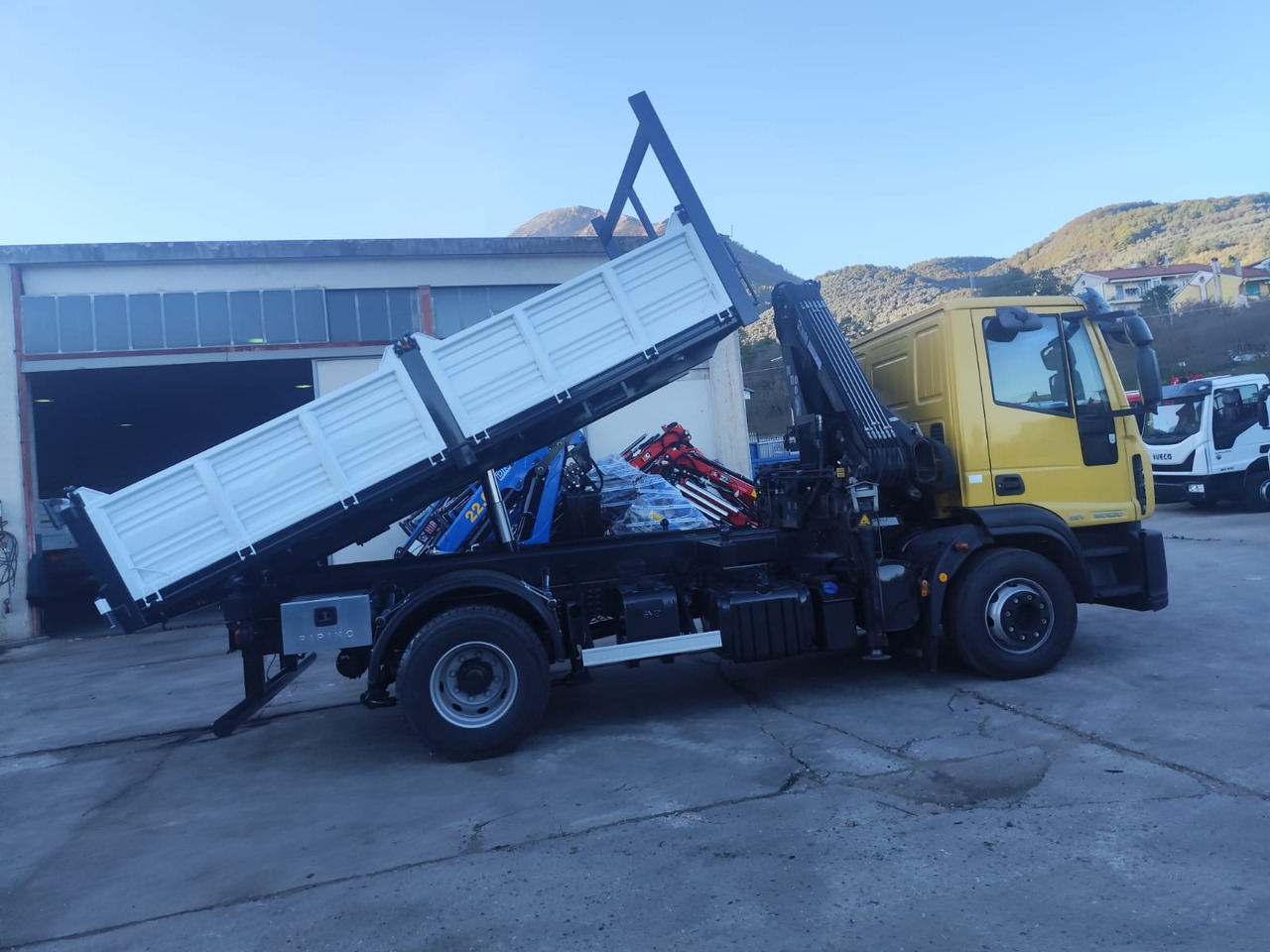 起重车 IVECO EUROCARGO 160E30：图41