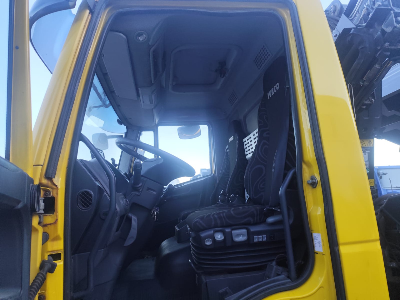 起重车 IVECO EUROCARGO 160E30：图49