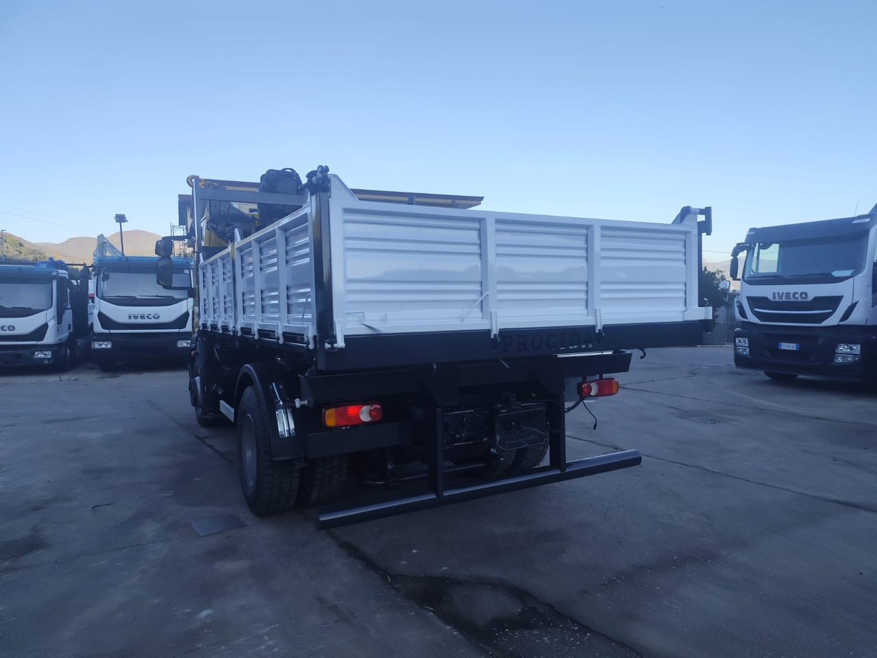 起重车 IVECO EUROCARGO 160E30：图14