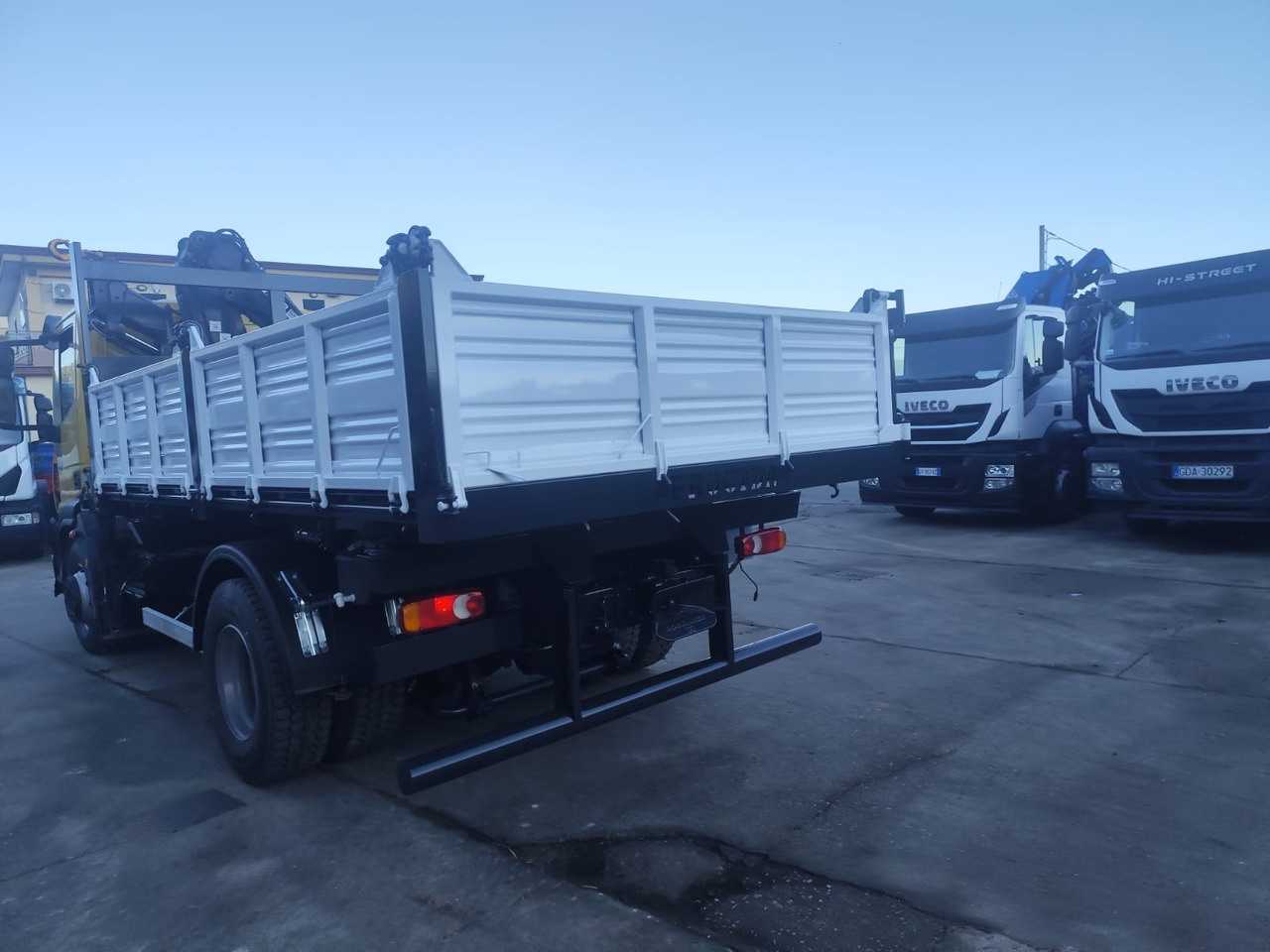 起重车 IVECO EUROCARGO 160E30：图13