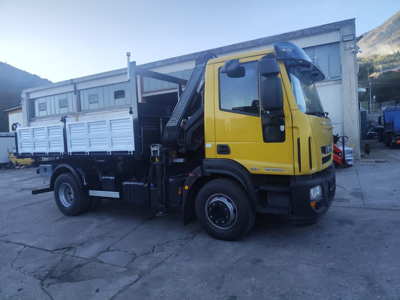 起重车 IVECO EUROCARGO 160E30：图21