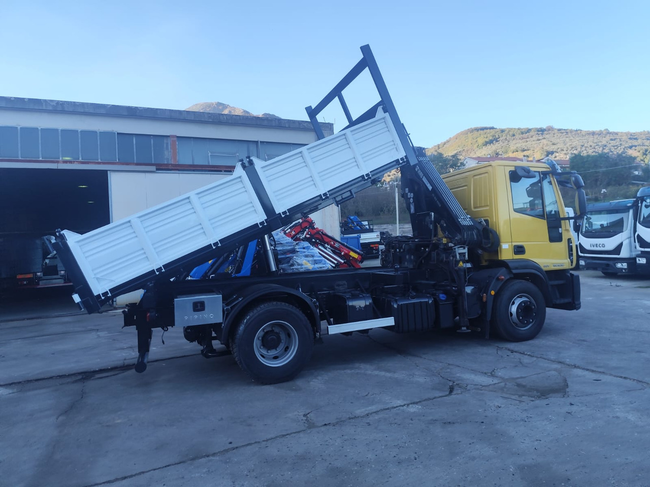 起重车 IVECO EUROCARGO 160E30：图40