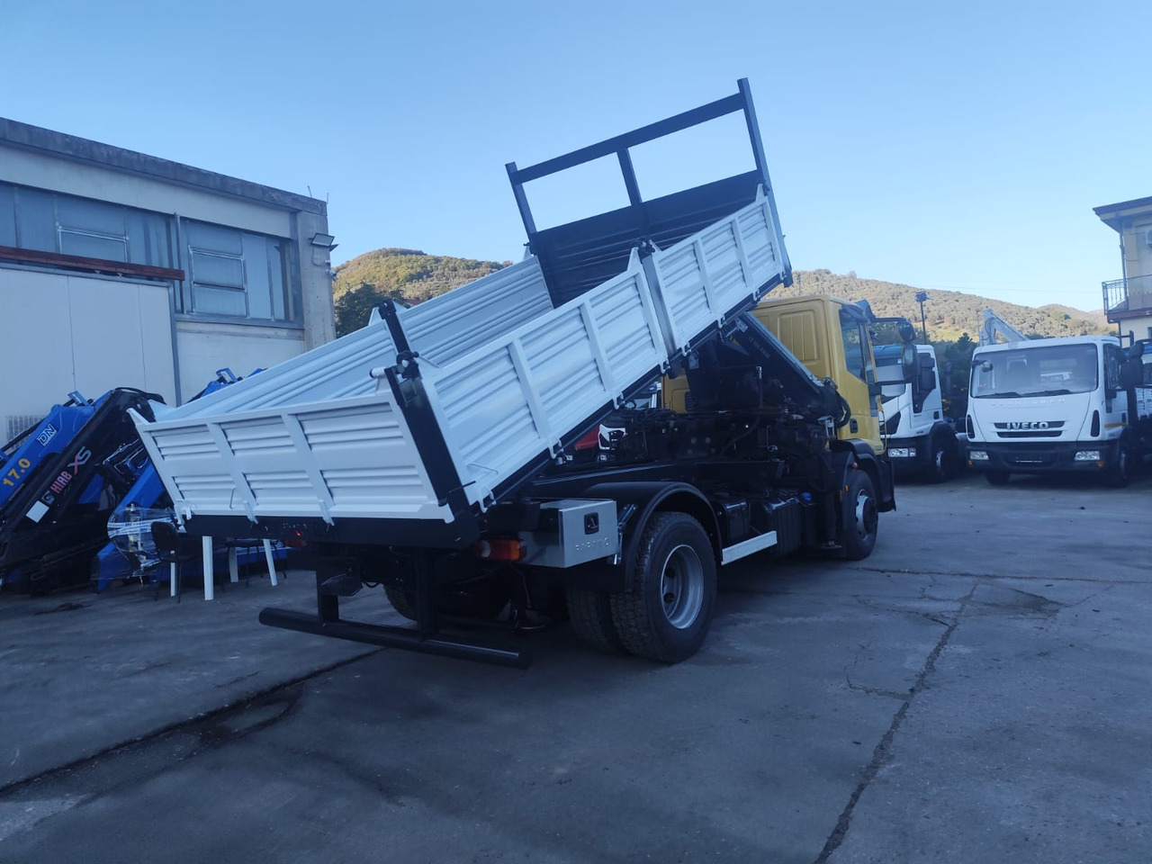 起重车 IVECO EUROCARGO 160E30：图38