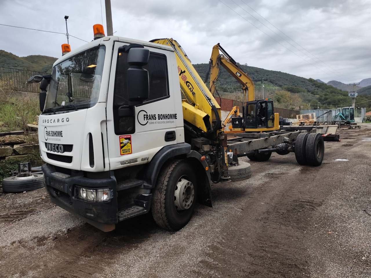 IVECO EUROCARGO 180E25 - 起重车, 起重车:图1 IVECO EUROCARGO 180E25 - 起重车, 起重车:图1