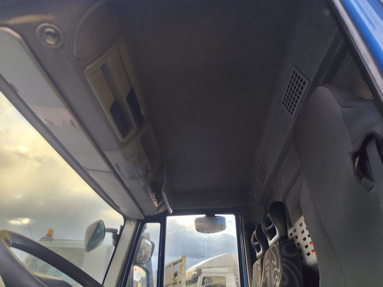 IVECO EUROCARGO 190EL28 - 驾驶室底盘卡车:图3 IVECO EUROCARGO 190EL28 - 驾驶室底盘卡车:图3