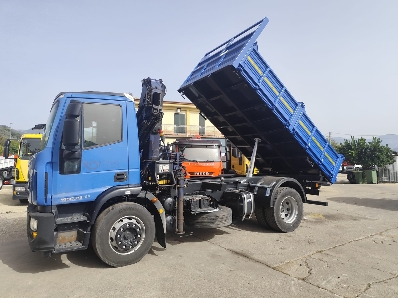 IVECO EUROCARGO 190EL28 - 起重车, 翻斗车:图4 IVECO EUROCARGO 190EL28 - 起重车, 翻斗车:图4
