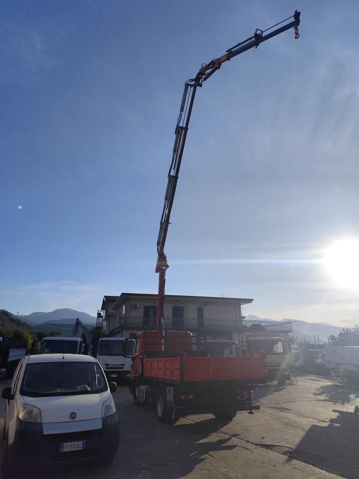 IVECO EUROCARGO 80-190 - 起重车:图5 IVECO EUROCARGO 80-190 - 起重车:图5