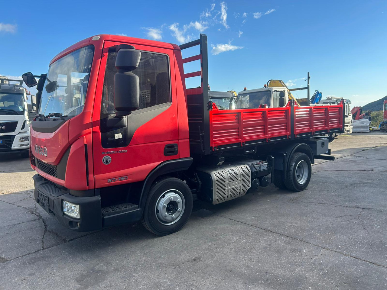 IVECO EUROCARGO 80-190 - 翻斗车:图1 IVECO EUROCARGO 80-190 - 翻斗车:图1