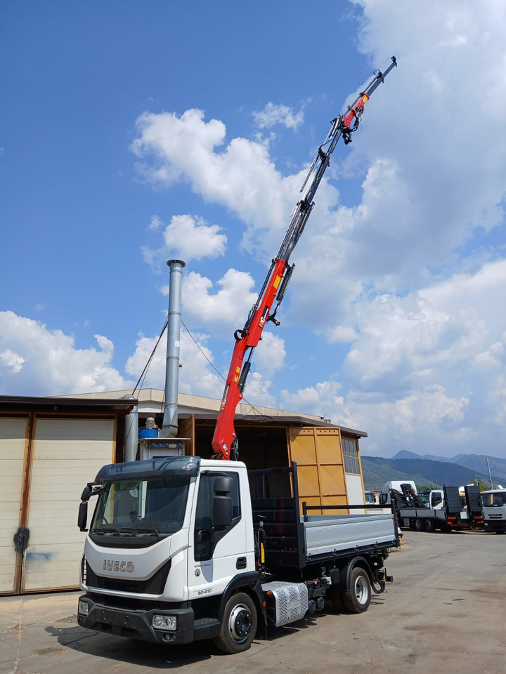 起重车, 翻斗车 IVECO EUROCARGO 80-210:图8 起重车, 翻斗车 IVECO EUROCARGO 80-210:图8