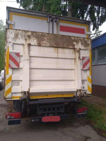 IVECO STRALIS AD 260S31 XP - 驾驶室底盘卡车:图4 IVECO STRALIS AD 260S31 XP - 驾驶室底盘卡车:图4