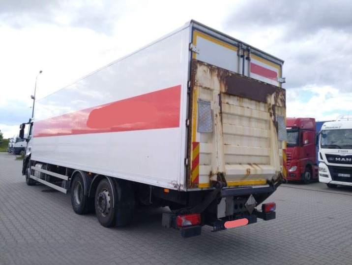 IVECO STRALIS AD 260S31 XP - 厢式卡车:图3 IVECO STRALIS AD 260S31 XP - 厢式卡车:图3