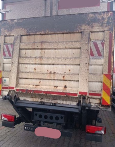 IVECO STRALIS AD 260S31 XP - 驾驶室底盘卡车:图3 IVECO STRALIS AD 260S31 XP - 驾驶室底盘卡车:图3