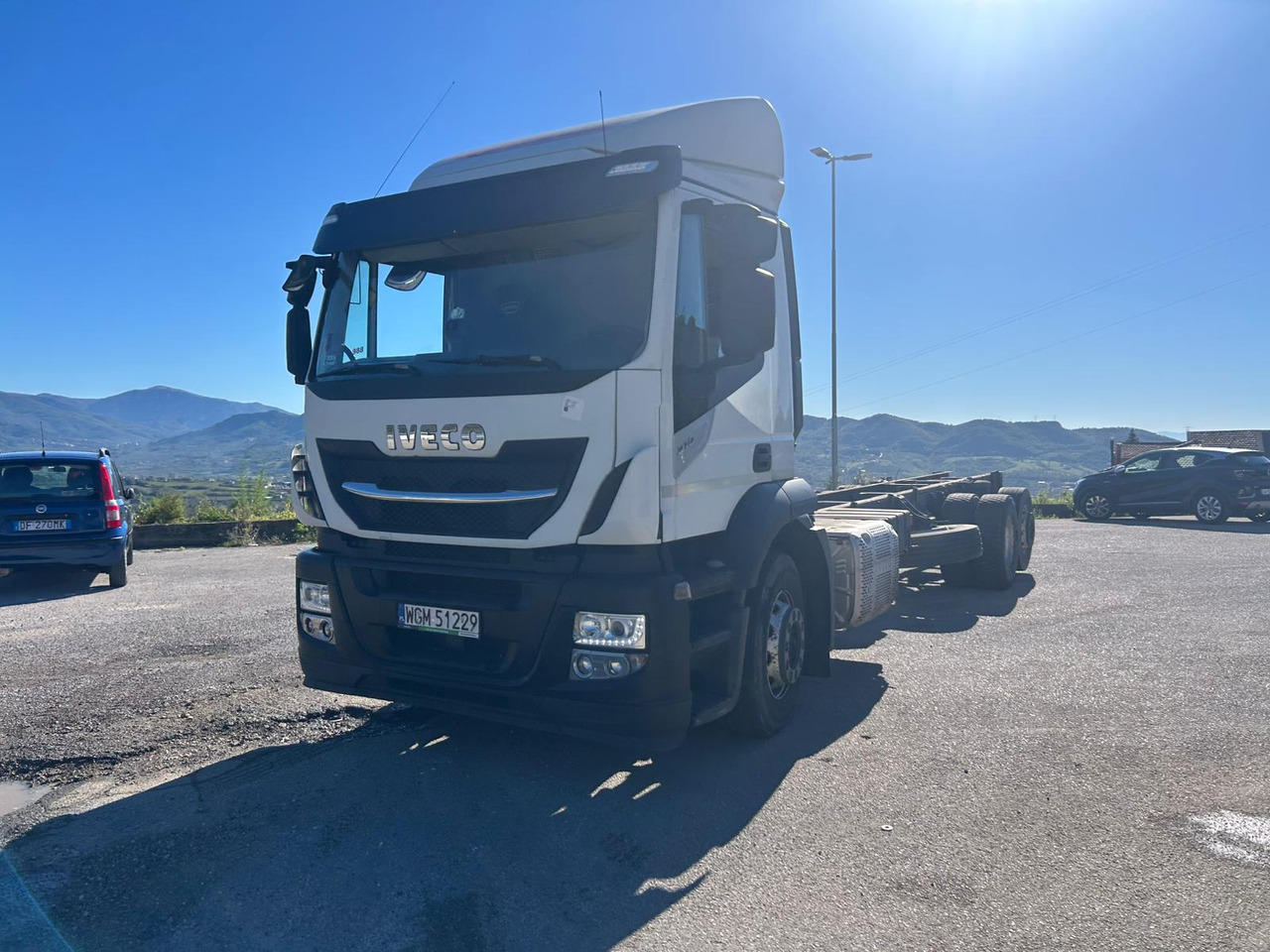 IVECO STRALIS AD 260S31 XP - 驾驶室底盘卡车:图4 IVECO STRALIS AD 260S31 XP - 驾驶室底盘卡车:图4