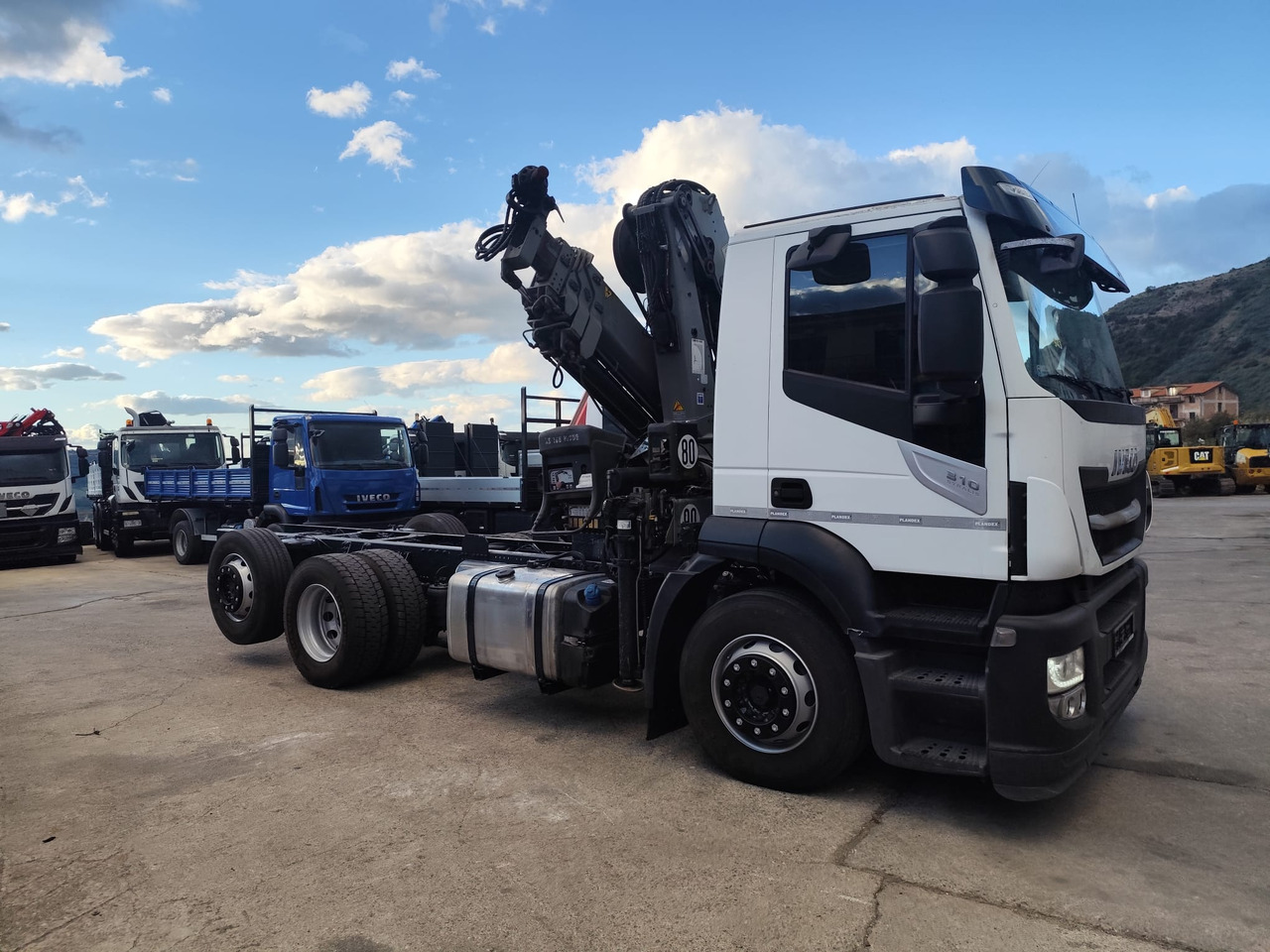 IVECO STRALIS AD 260S31 Y/P - 翻斗车, 起重车:图3 IVECO STRALIS AD 260S31 Y/P - 翻斗车, 起重车:图3