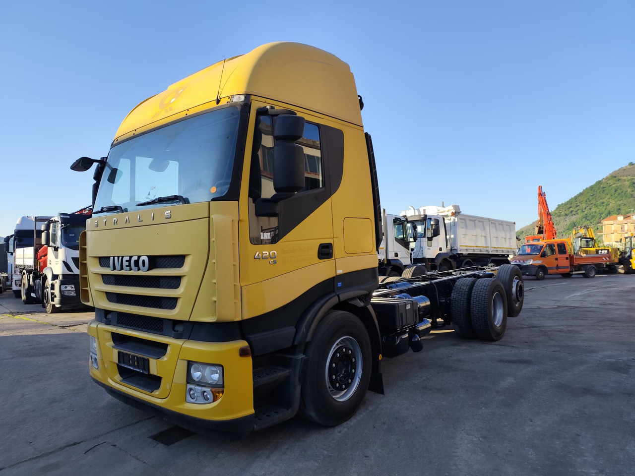 IVECO STRALIS AS 260S42 - 驾驶室底盘卡车:图1 IVECO STRALIS AS 260S42 - 驾驶室底盘卡车:图1