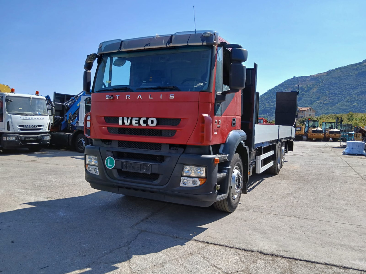 IVECO STRALIS CUBE 260S31 - 栏板式/ 平板卡车:图1 IVECO STRALIS CUBE 260S31 - 栏板式/ 平板卡车:图1