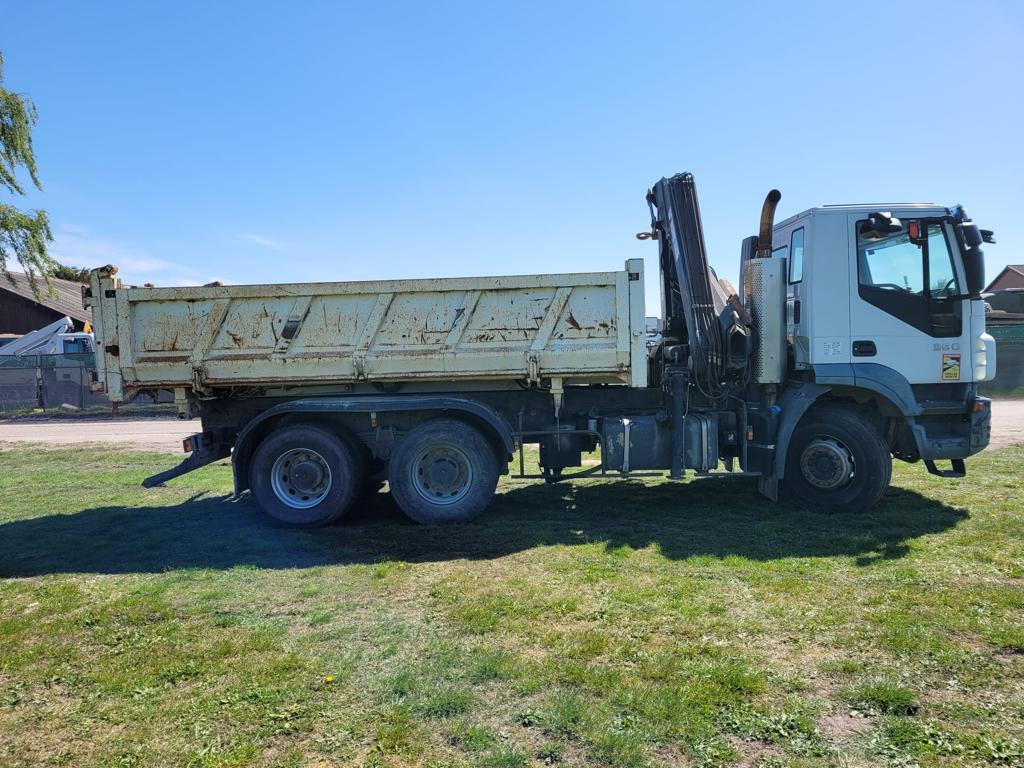 IVECO TRAKKER 260T36 - 起重车:图2 IVECO TRAKKER 260T36 - 起重车:图2