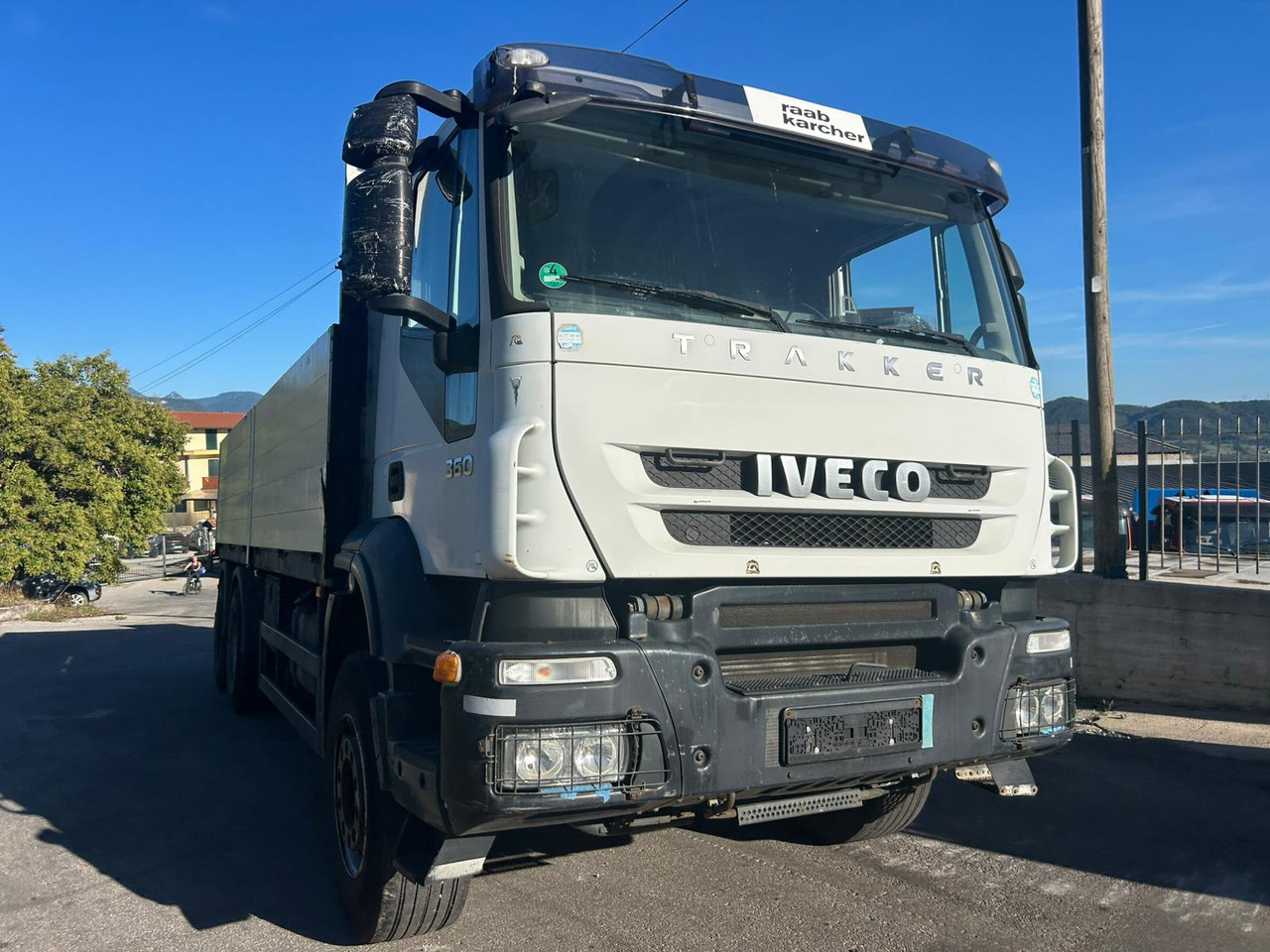 IVECO TRAKKER 260T36 - 栏板式/ 平板卡车:图4 IVECO TRAKKER 260T36 - 栏板式/ 平板卡车:图4