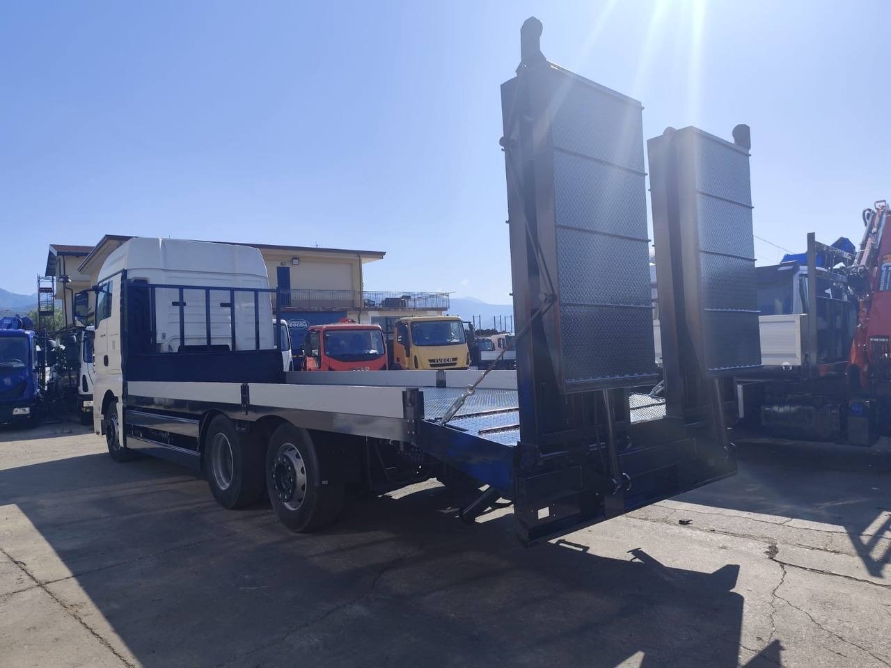 MAN TGX 26.440 - 栏板式/ 平板卡车:图5 MAN TGX 26.440 - 栏板式/ 平板卡车:图5