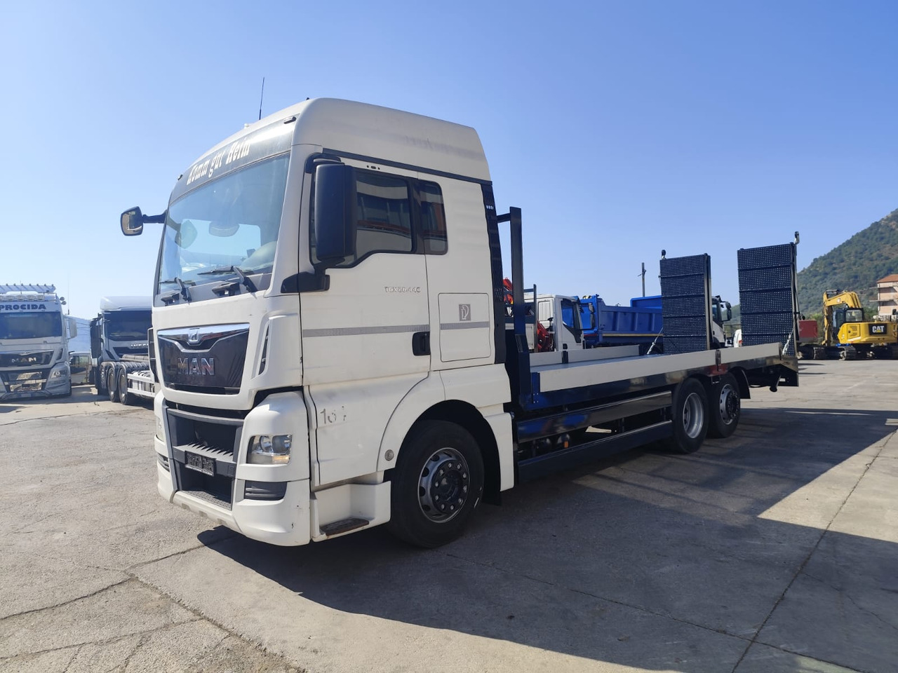MAN TGX 26.440 - 栏板式/ 平板卡车:图1 MAN TGX 26.440 - 栏板式/ 平板卡车:图1