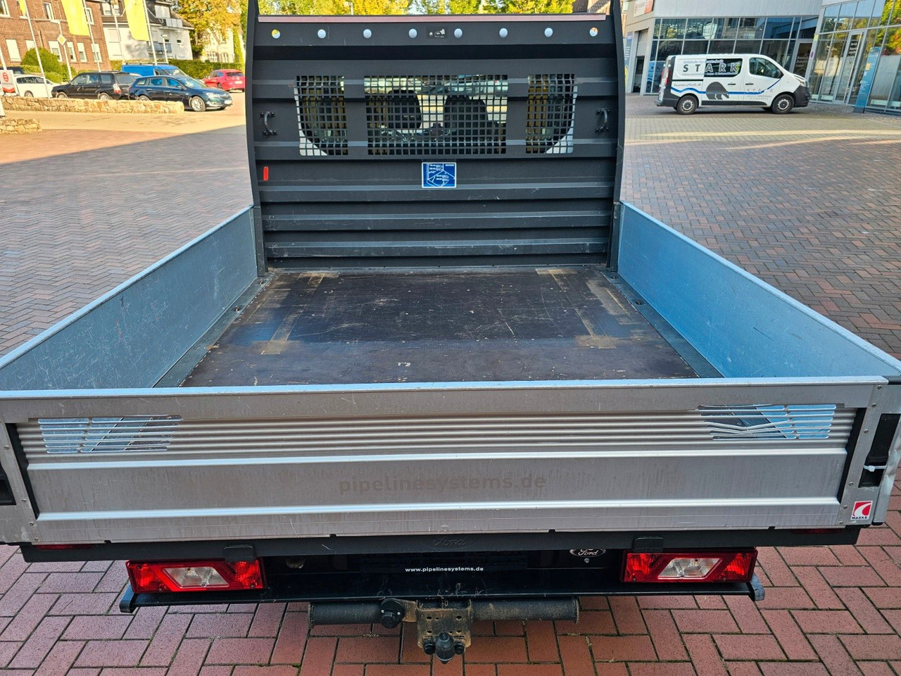 Ford Transit Pritsche 310 DoKa AHK Klima 7 Sitzer - 平板货车, 康比货车:图4 Ford Transit Pritsche 310 DoKa AHK Klima 7 Sitzer - 平板货车, 康比货车:图4