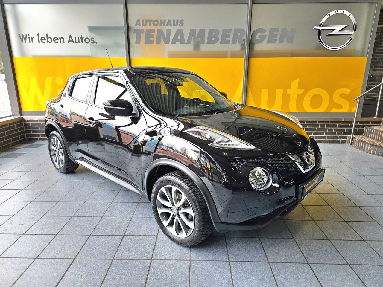 Nissan Juke 1.2 DIG-T 360 / Navi / Ganzjahresreifen - 越野车:图1 Nissan Juke 1.2 DIG-T 360 / Navi / Ganzjahresreifen - 越野车:图1