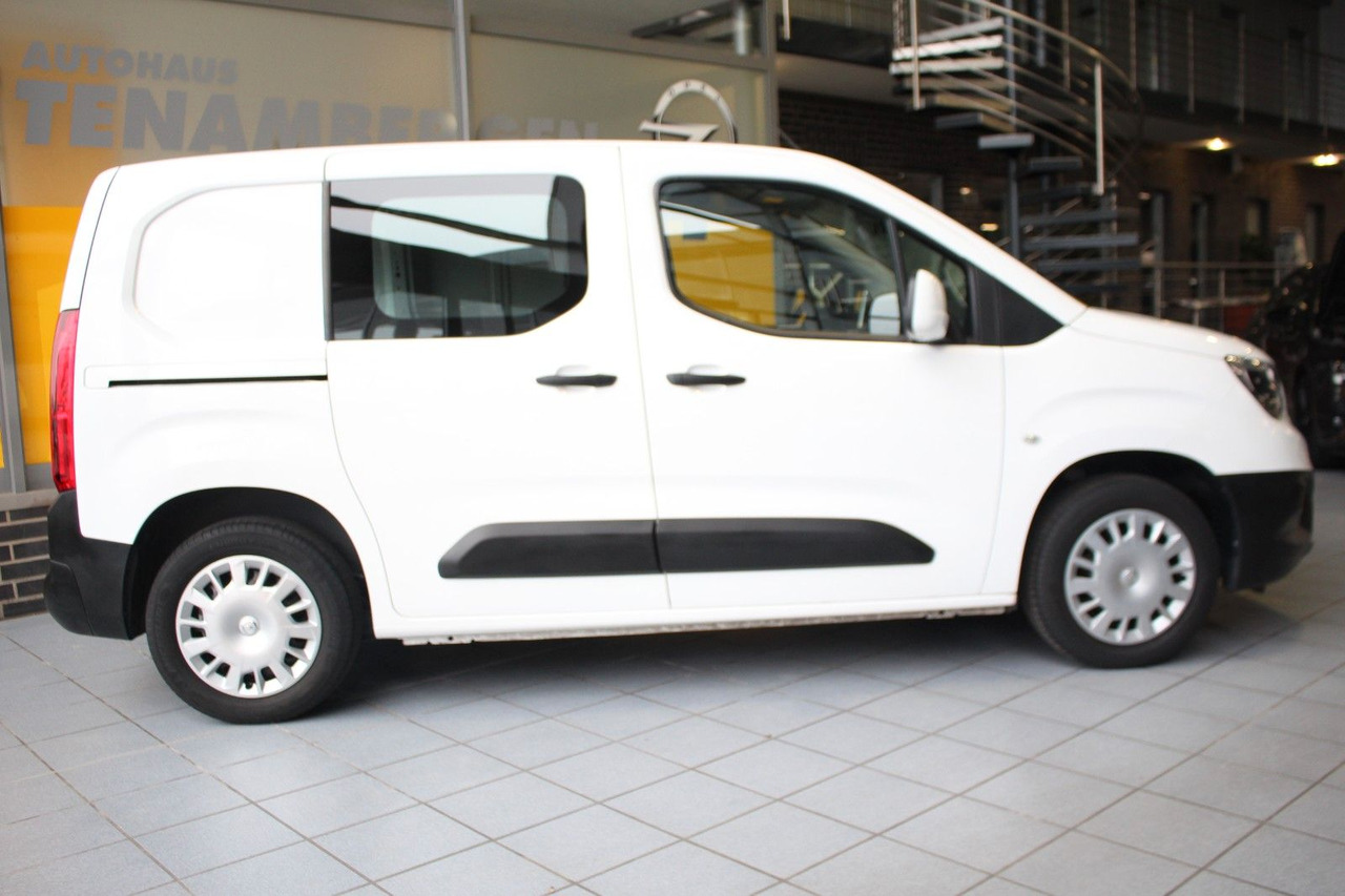 Opel Combo E Cargo 3.Sitze Klima Bluetooth Durchlade - 紧凑型面包车:图5 Opel Combo E Cargo 3.Sitze Klima Bluetooth Durchlade - 紧凑型面包车:图5