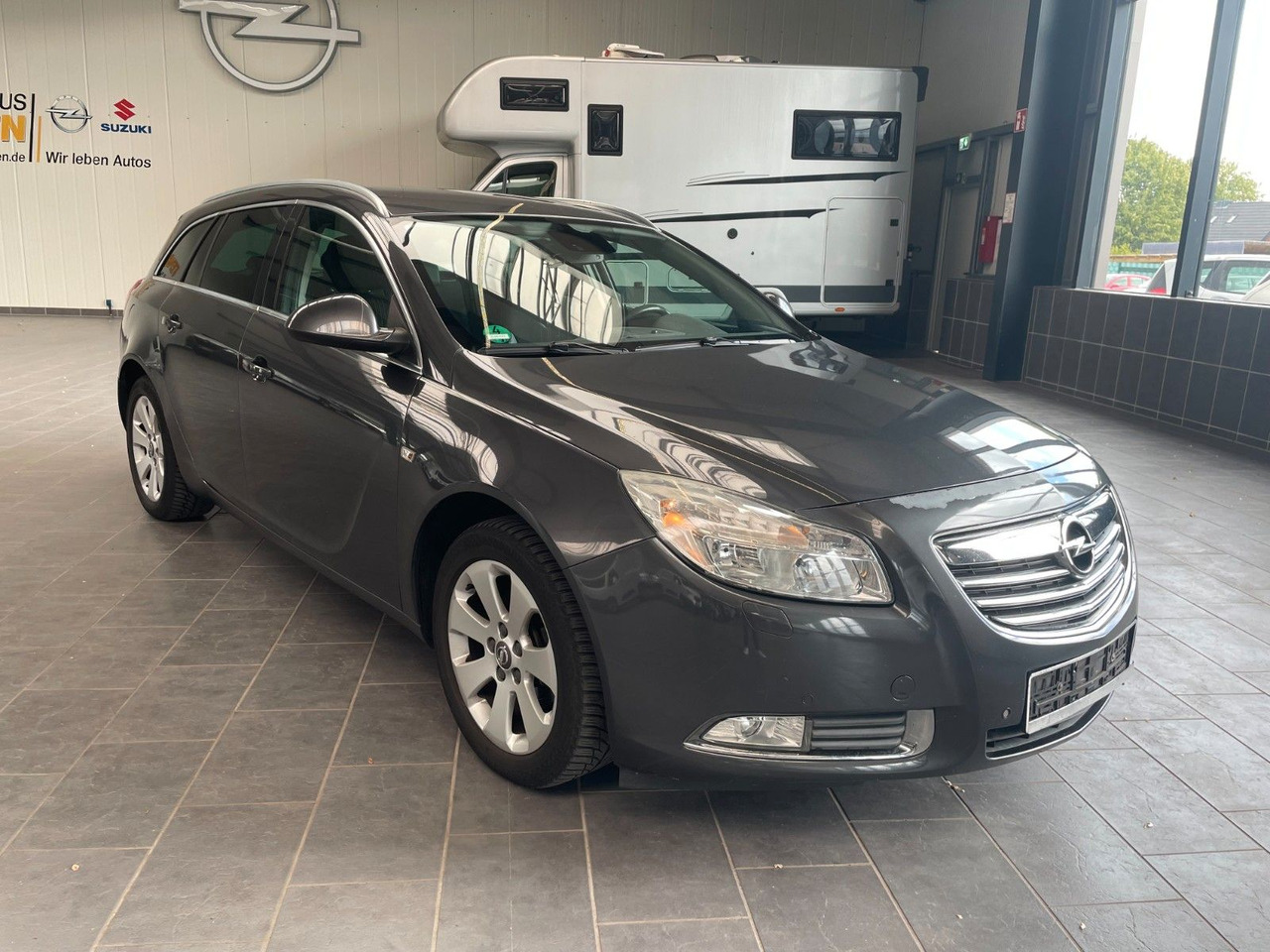 Opel Insignia A Sports Tourer 150 Jahre Opel AHK - 汽车:图1 Opel Insignia A Sports Tourer 150 Jahre Opel AHK - 汽车:图1